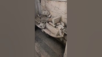 Crumbling Mausoleum!! #shorts #mausoleum #cemetery