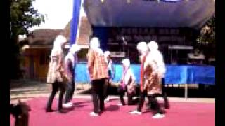 Sorry sorry n Gee Cover by Faizah n Friend