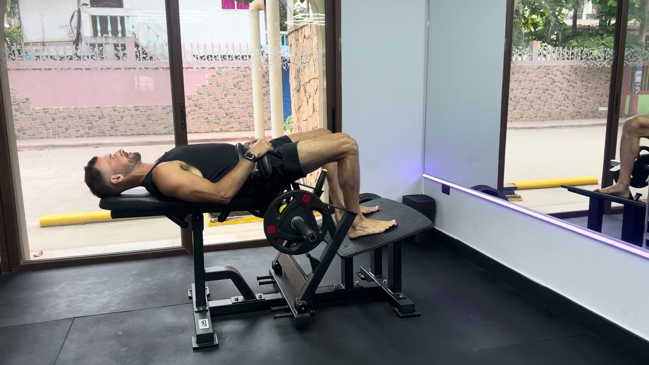 Hip Thrust Machine — Quick Technique Demo