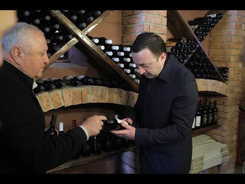 ირაკლი ღარიბაშვილმა ბოლნისში ღვინის მარანი დაათვალიერა