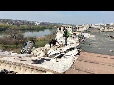 После обстрелов Харькова завалы будут помогать разбирать добробаты