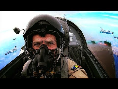 Video: Cât durează forța aeriană de antrenament inițial în zbor?
