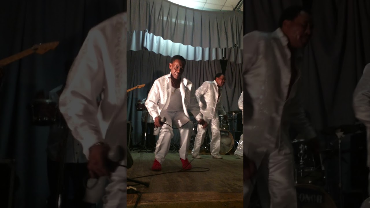 Soul Brothers performance at Bethal Town Hall, 13 December 2014. IMG 2267