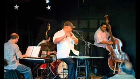 Flutist Walter Bell- "I'll Remember April" (studio...