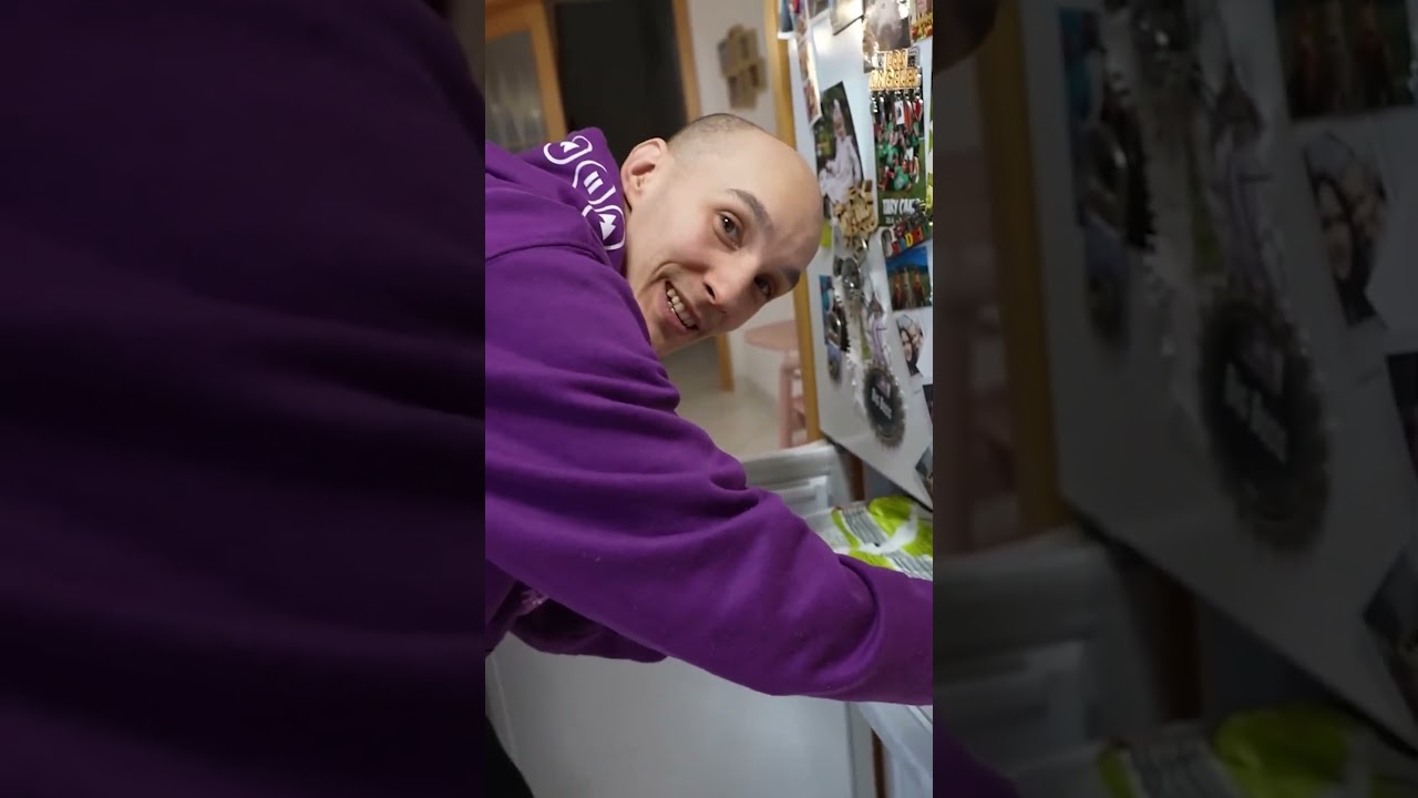 Jay chce zmrazit Taryho triko 🧊😅