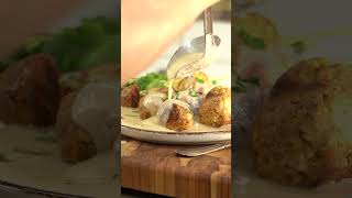Wenn Kindheit nach Essen aussieht ❤️
Kennt ihr diese Gerichte, die euch direkt zurückkatapultieren? 💛
Rezept auf meinem Kanal 👉 https://youtu.be/MnooetyIc1E Wenn Kindheit nach Essen aussieht ❤️
