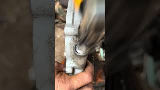 Close oil drain plug🇺🇸 #highlights #automobile #mechanic #subscribe #diy
