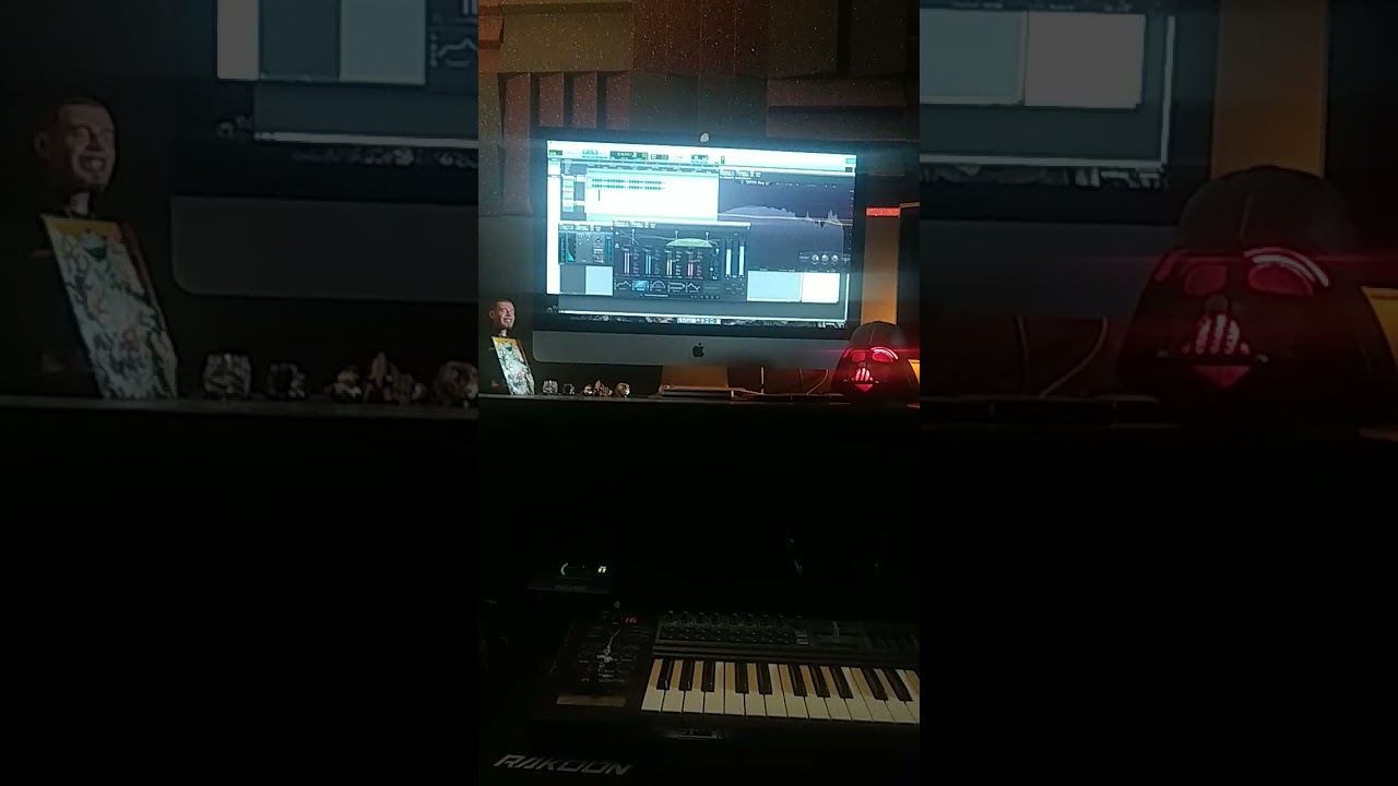 Mixing time 💯 New beat is coming - QUEEN 👑