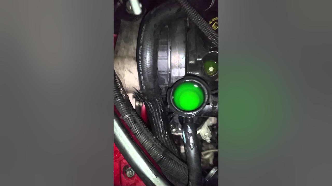 If your car has overheating problems pt cruiser - YouTube
