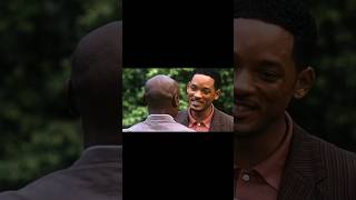 Hitch unknowingly meets with Sarah's gay secretary