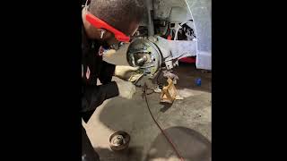 How to Replace Drum Brakes on a Ford Focus Step by Step #ford #focus #drumbrakes