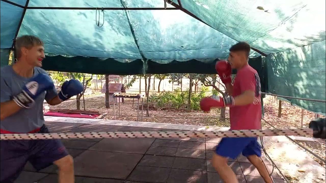 Джулиано и Клаудио строе