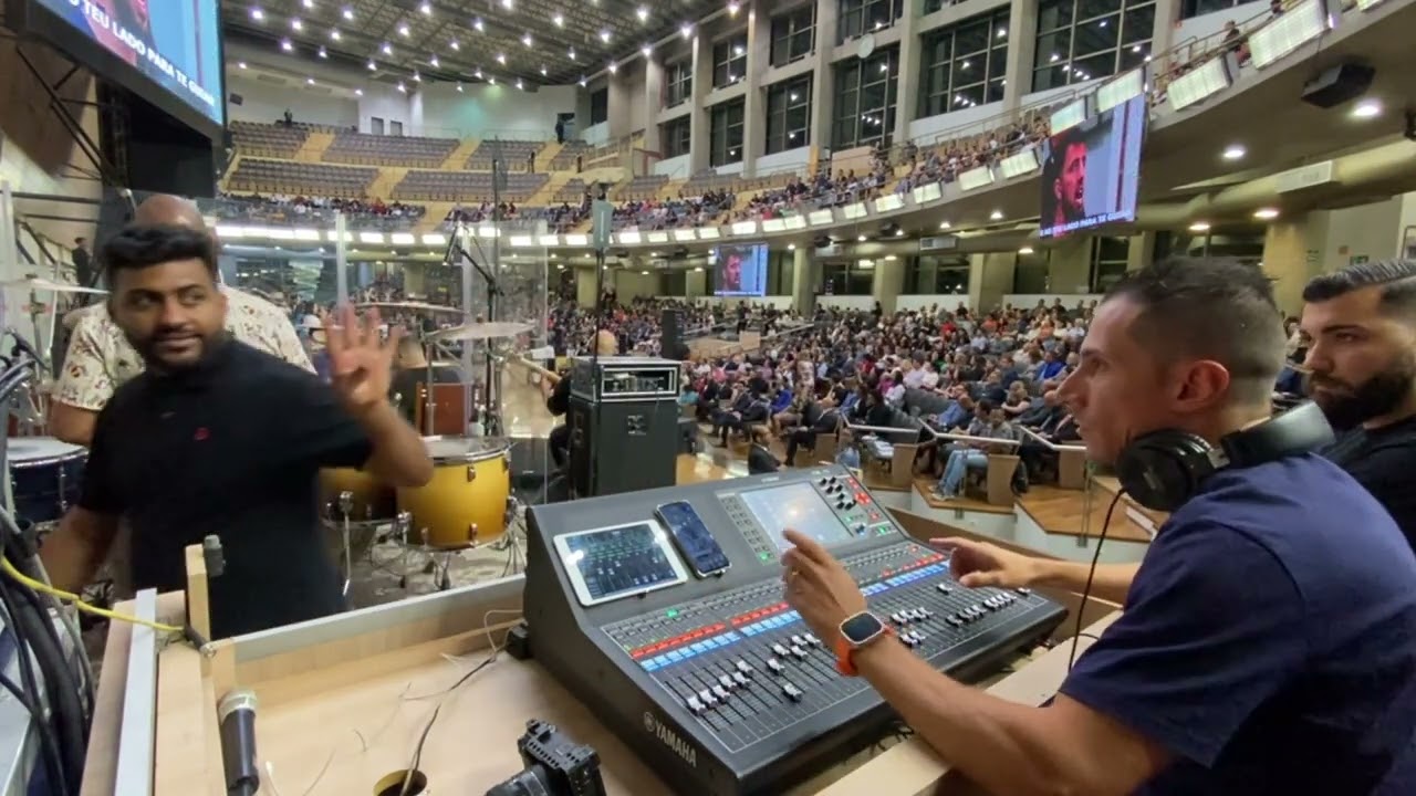 Brás Adoração - Estou Contigo