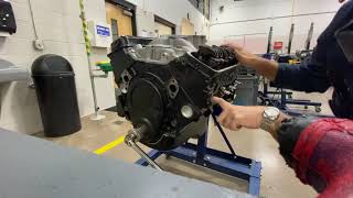 Small block Chevy valve adjustment