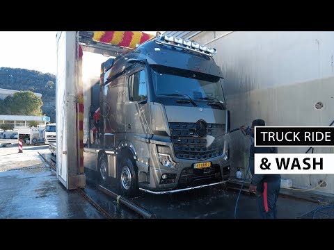 Vrachtwagen rit van NL naar FR. Met de 19 meter lange Mercedes AROCS door smalle straatje in Cannes.