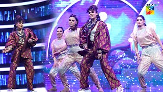 Chunni Kesari - feat. RFB ( 𝐑𝐢𝐬𝐡𝐚𝐦 𝐅𝐚𝐢𝐳 𝐁𝐡𝐮𝐭𝐭𝐚 ) At HUM Women Leaders Awards 2023 #HWLA2023 #HUMTV