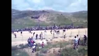 شباب يعبر الحدود لنصرة فلسطين