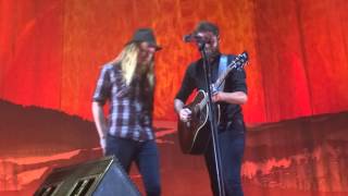 Passenger & Stu Larsen - Heart's On Fire (Bratislava, 18.08.2015)