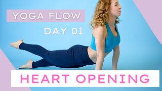 : 15 min Yoga Flow Heart Opening | 30 day Yoga & Pilates Challenge | DAY 01