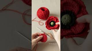 How to Crochet a Realistic Poppy Flower 🌺Step-by-step into creating this bold red poppy!