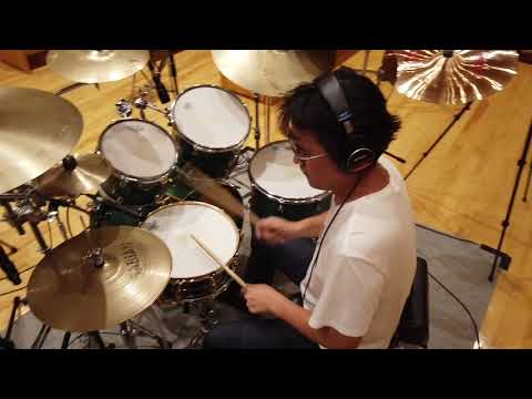 【青山純】裸足の女神 - B'z 【叩いてみた】