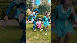 【斗罗大陆】唐三荣荣欺负小舞！等等，你们究竟是谁？！#斗罗大陆#宁荣荣#小舞#唐三