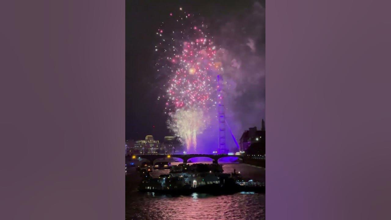 Happy new year 2025 !! London city 🎉💝 YouTube
