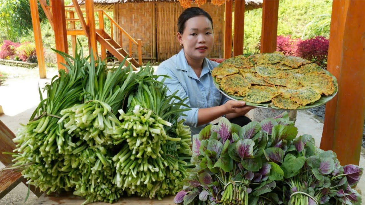 Harvesting Chives & Red Amaranth - How Make Delicious Fried Eggs with Chives to Sell at the Market.
