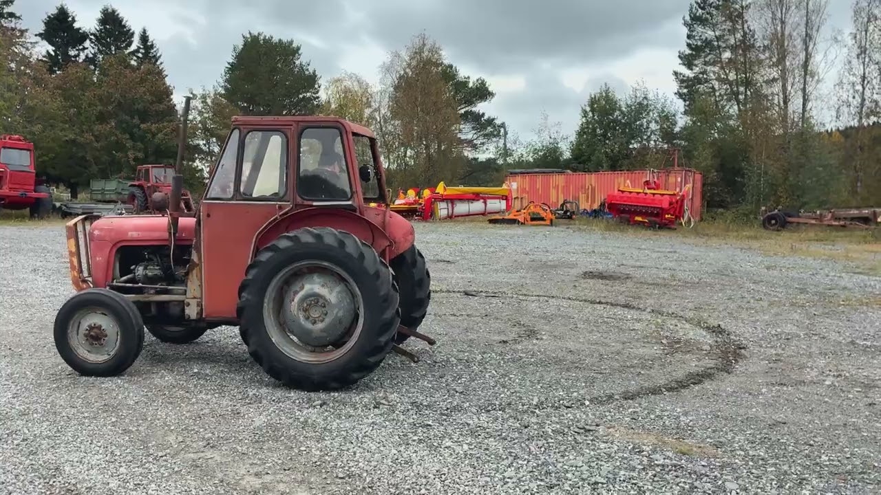 Gårdstraktor MASSEY FERGUSON 35