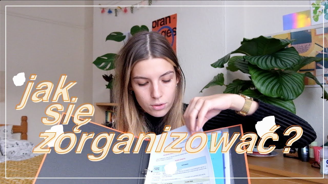 ORGANIZACJA: Kalendarze, segregatory i zakreślacze