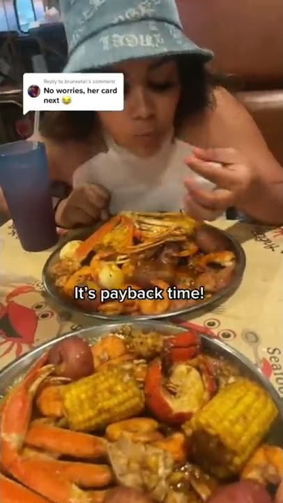 Aku ngajak pacarku makan seafood tapi aku pake KARTUNYA 😳 #shorts