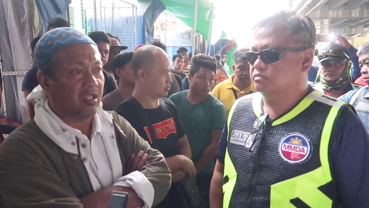 MMDA Baclaran LRT Vendors