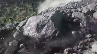 Ağrı Dağında Sel Suları Dev Kayaları Sürükledi Doğa Olayı Kamerada