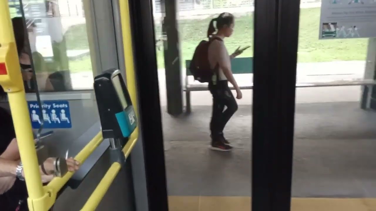 (SMB5057P) SMRT Buses Alexandra Dennis Enviro 500 Batch 1 on service 972M