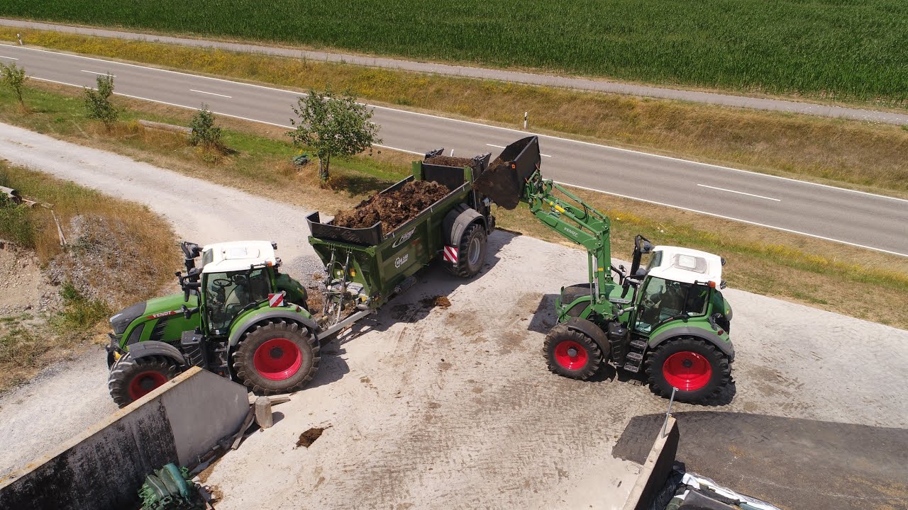 Ersteinsatz Fliegl KDS 140 Muck Control Miststreuer mit Fendt 718 und 516 SCR 2025