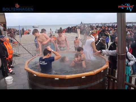 Neujahrsbaden 2020 Am Strand vom Ostseebad Boltenhagen Part Durchgang der Kinder...  @poolkuschel