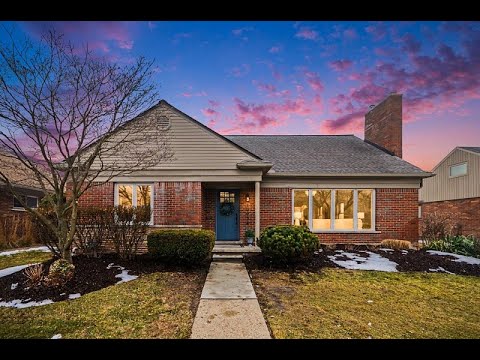 19934 E William Court, Grosse Pointe Woods, MI home video tour