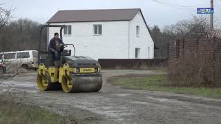 Утримання дорожнього покриття місцевого значення у належному стані