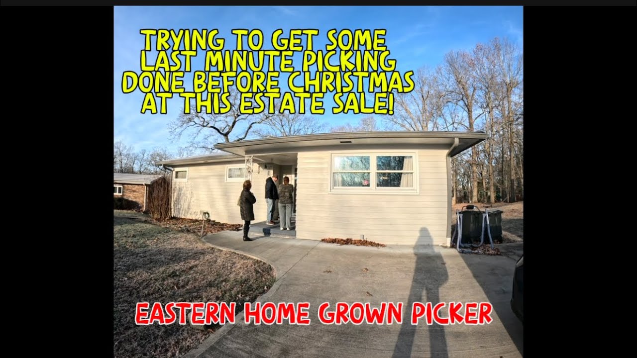 Встала пораньше, чтобы в последний момент выбрать что-нибудь на распродаже имущества перед Рождес...