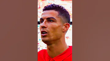 ملك الغلابه عمك كريستيانو رونالدو عايزين نوصل الفيديو ده ل 5000 لايك و30 الف مشاهده 