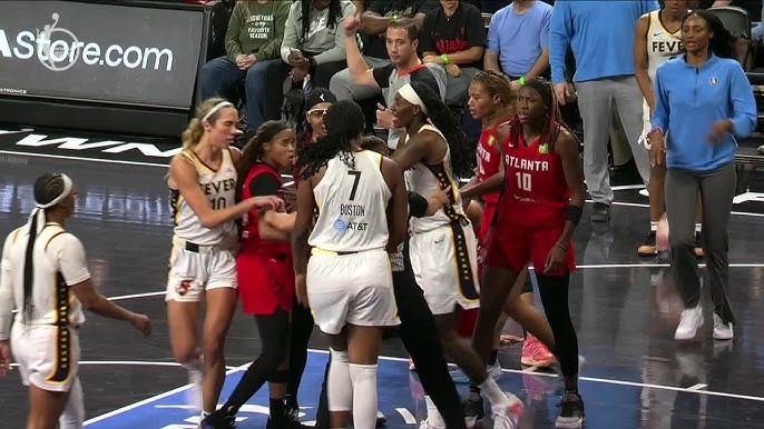 Aliyah Boston T'd up for throwing Brionna Jones to floor after whistle | WNBA on ESPN - YouTube
