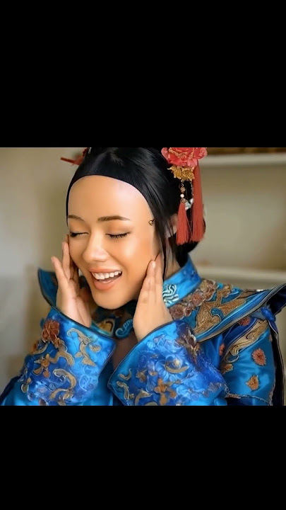 'Cosplay Girl's Magical Face Change' 039