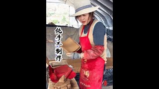 Hand-shaped clay bricks: traditional craftsmanship must not be lost
