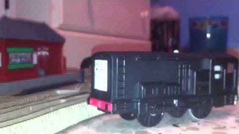 TRACKMASTER 2013 DIESEL - UNBOXING, REVIEW AND FIRST RUN!