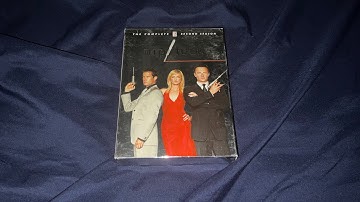 Opening to Nip Tuck: The Complete 2nd Season 2005 DVD