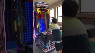 Stack It arcade game jackpot #arcade #arcadegames #newvideo #bigwin #jackpot #shorts #chuckecheese