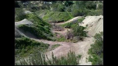 XTM Rail, XT2e and Traxxas Slash 4x4 VXL Huge Air Jumping and Bashing