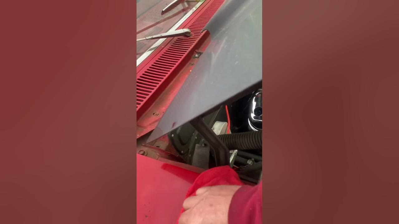 Big block Chevy valve adjustment. With engine running. Fast east valve adjustment. YouTube