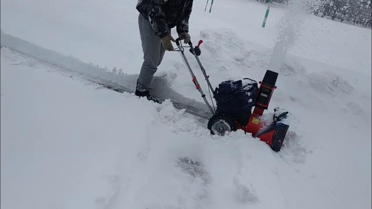 Cub cadet 528 swe. снегоуборщик кеттама 60 5,5 сил. снегоуборщик stiga snowflake 1150. акция снегоуборщик. снегоуборщик хутер не кидает снег.