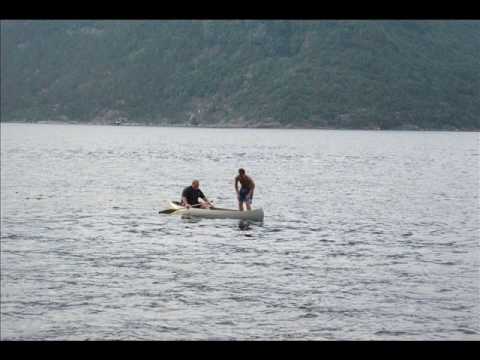 Video: Senker en kano?